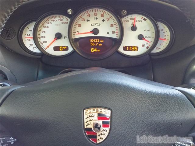 2004-porsche-911-gt3-110.jpg
