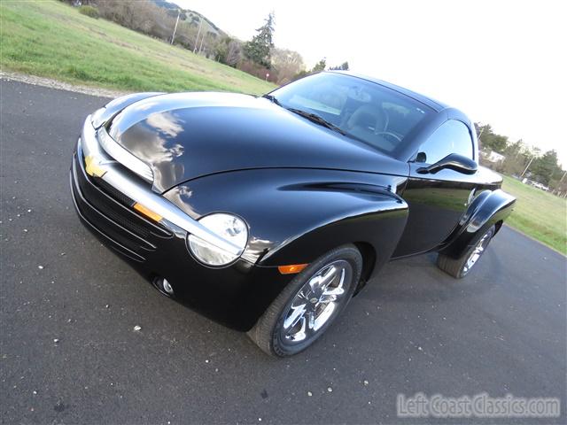 2005-chevrolet-ssr-180.jpg