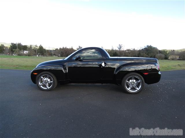 2005-chevrolet-ssr-182.jpg