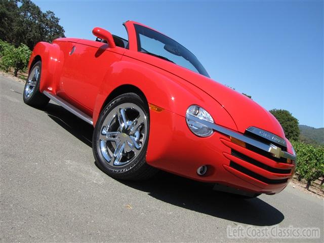 2005-chevy-ssr-026.jpg