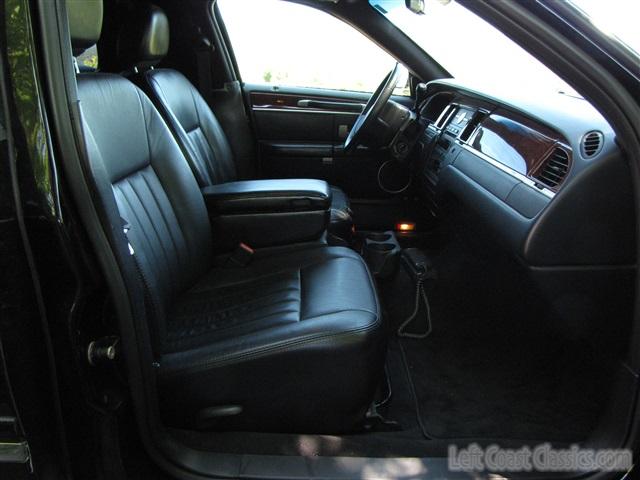 2005-lincoln-krystal-koach-limousine-051.jpg