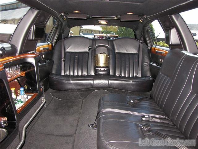 2005-lincoln-krystal-koach-limousine-061.jpg