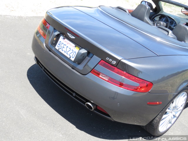 2006-aston-martin-db9-084.jpg