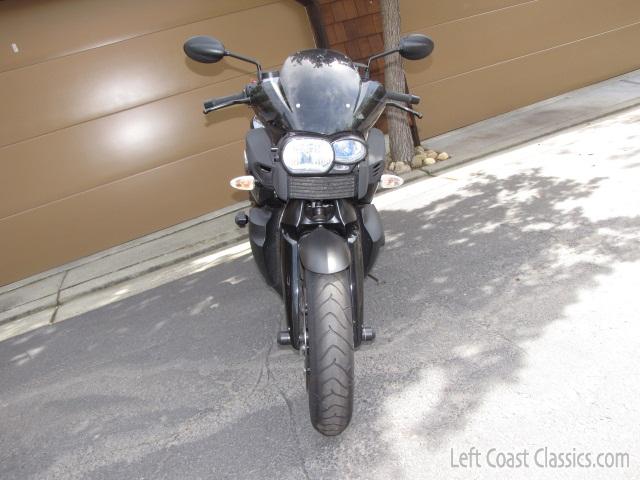 2006-bmw-k1200r-004.jpg