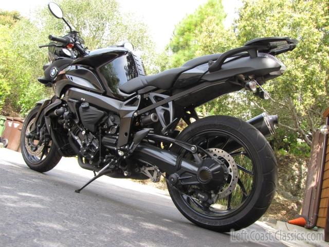 2006-bmw-k1200r-013.jpg
