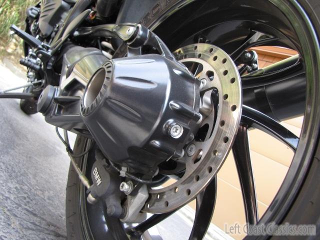 2006-bmw-k1200r-036.jpg