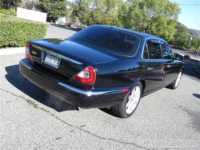 2006-jaguar-xj8l-black-024.jpg