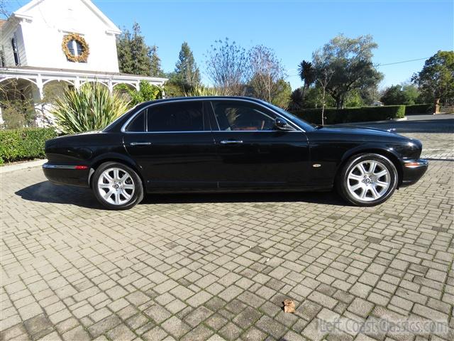 2006-jaguar-xj8l-black-029.jpg