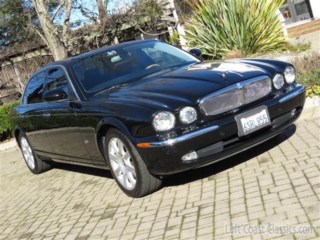 2006-jaguar-xj8l-black-033.jpg