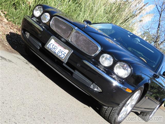 2006-jaguar-xj8l-black-055.jpg