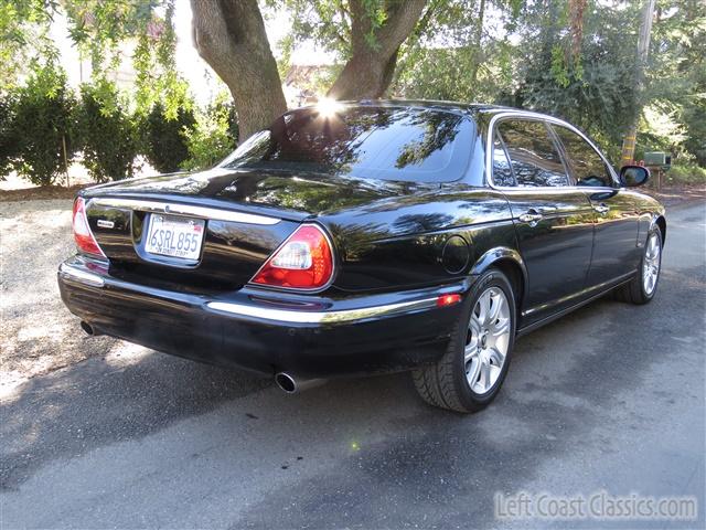 2006-jaguar-xj8l-black-176.jpg