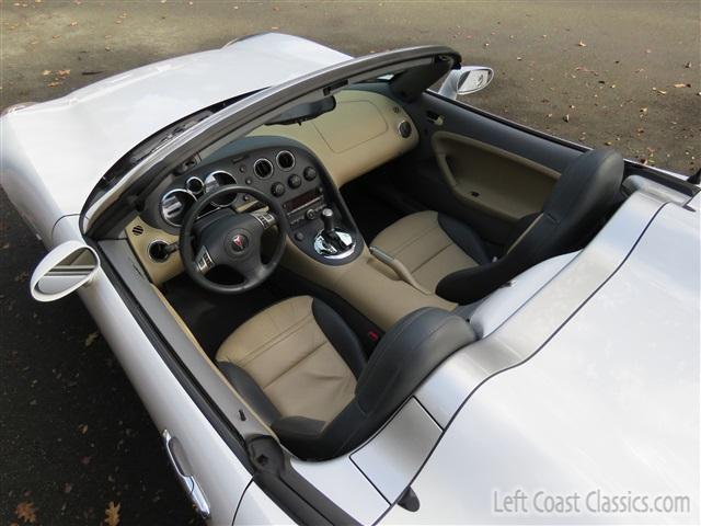 2007-pontiac-solstice-convertible-106.jpg