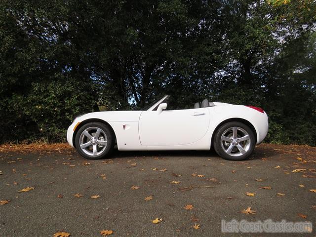 2007-pontiac-solstice-convertible-202.jpg