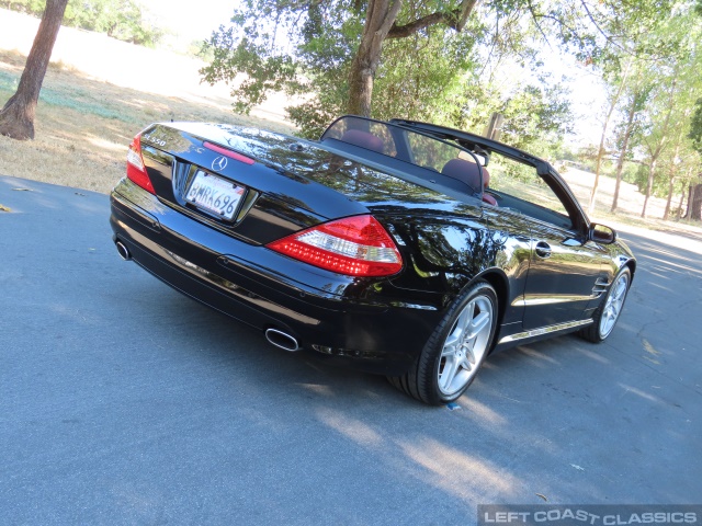 2008-mercedes-benz-sl550-015.jpg