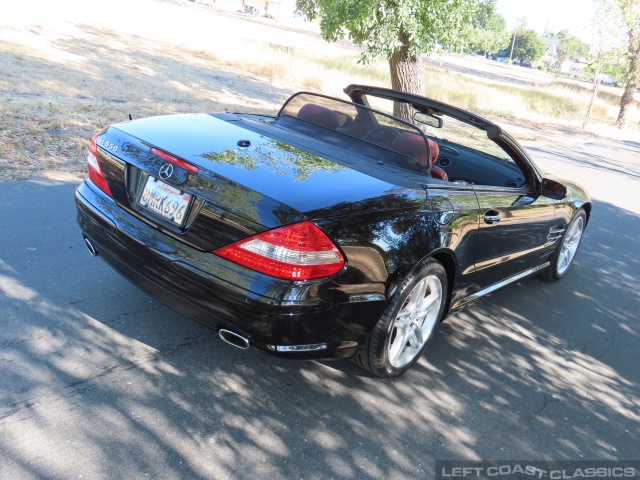 2008-mercedes-benz-sl550-124.jpg