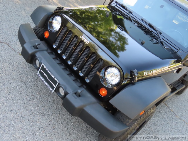 2009-jeep-wrangler-rubicon-067.jpg