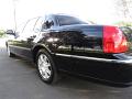 2009-lincoln-towncar-l-057