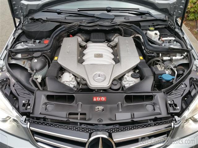 2009-mercedes-amg-c63-107.jpg