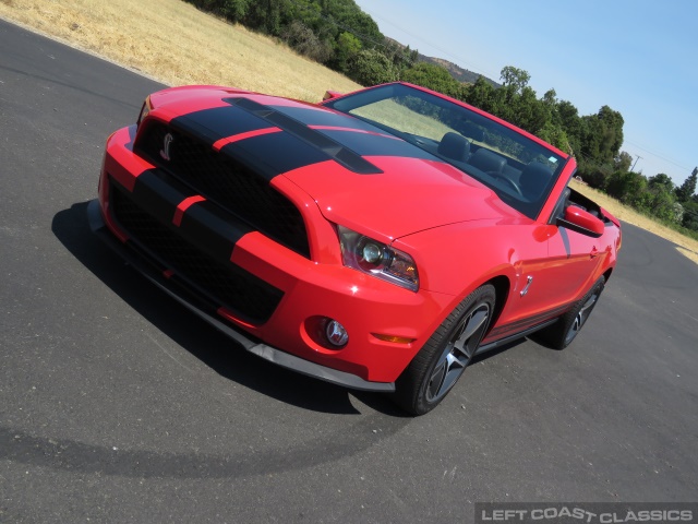 2010-ford-shelby-gt500-008.jpg