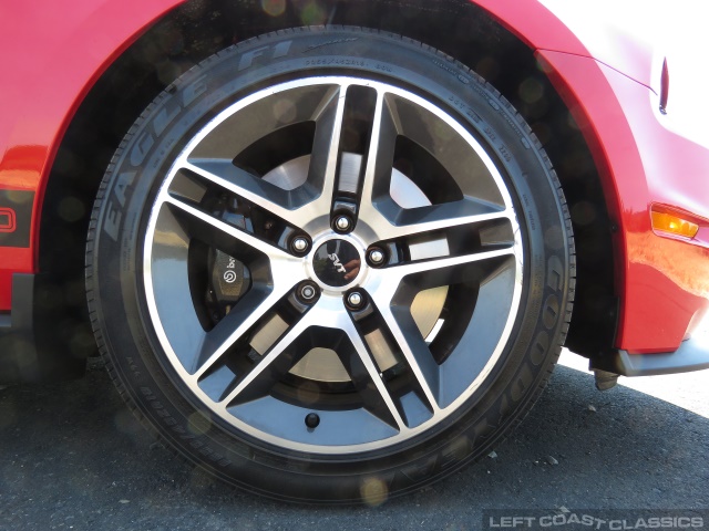 2010-ford-shelby-gt500-065.jpg