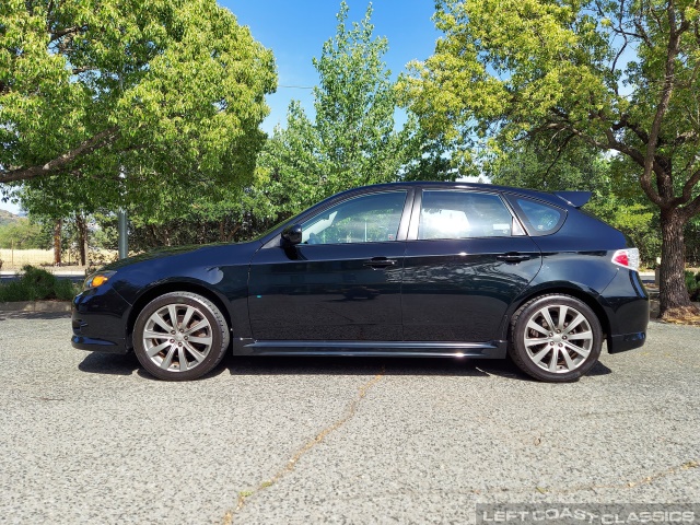 2010-subaru-impreza-wrx-008.jpg