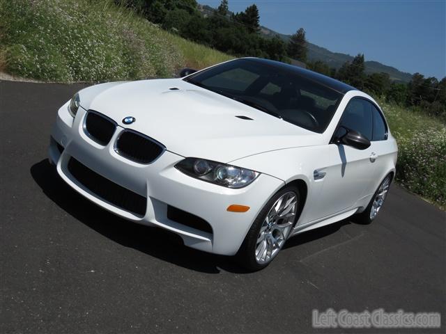 2011-bmw-m3-010.jpg