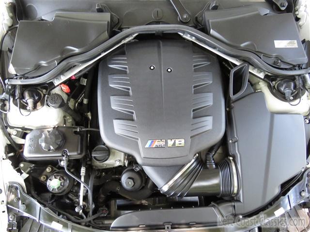 2011-bmw-m3-195.jpg