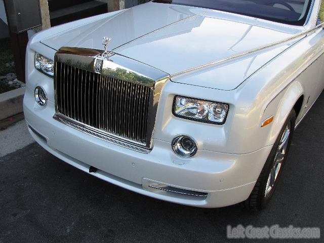 2011-rolls-royce-spirit-of-ecstasy-062.jpg