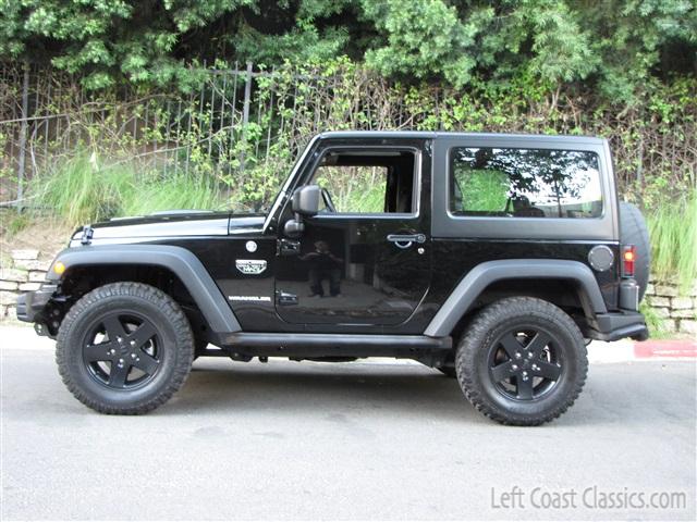 2012-jeep-wrangler-call-of-duty-007.jpg