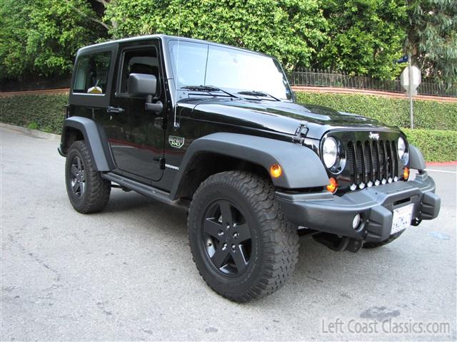 2012-jeep-wrangler-call-of-duty-018.jpg