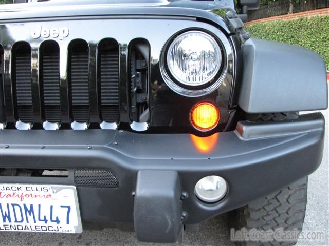 2012-jeep-wrangler-call-of-duty-024.jpg