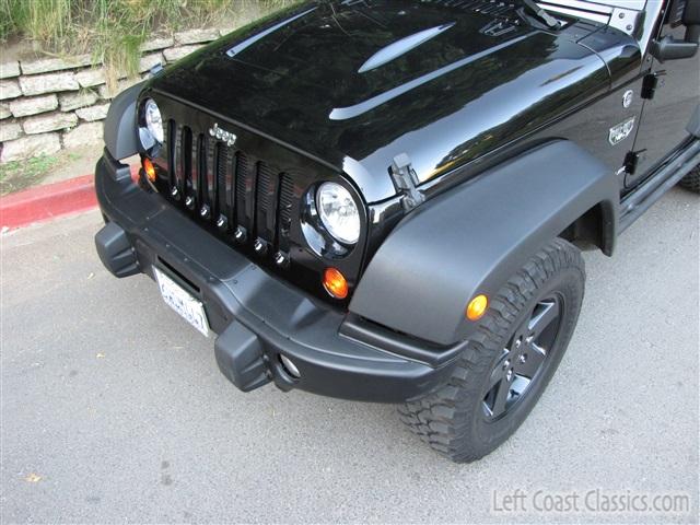 2012-jeep-wrangler-call-of-duty-028.jpg