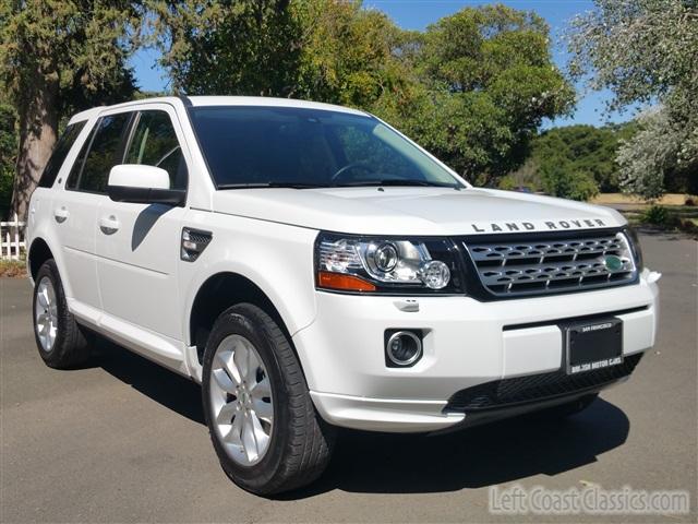 2013-landrover-lr2-hse-017.jpg