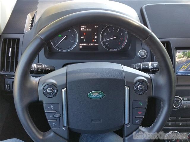 2013-landrover-lr2-hse-061.jpg