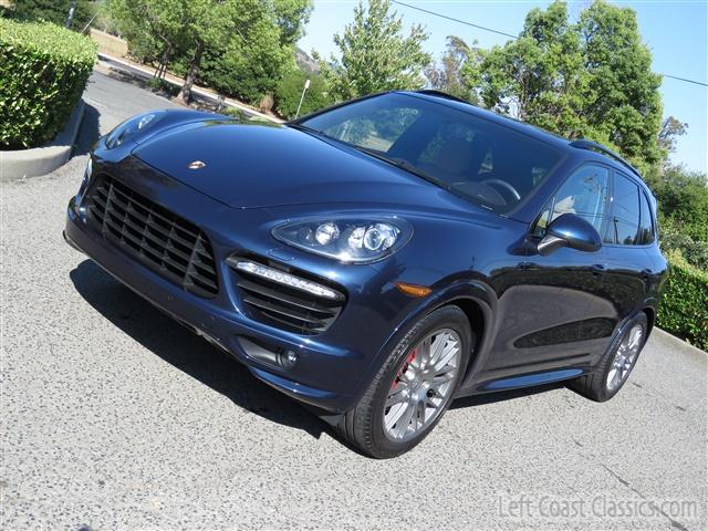 2014-porsche-cayenne-gts-003.jpg