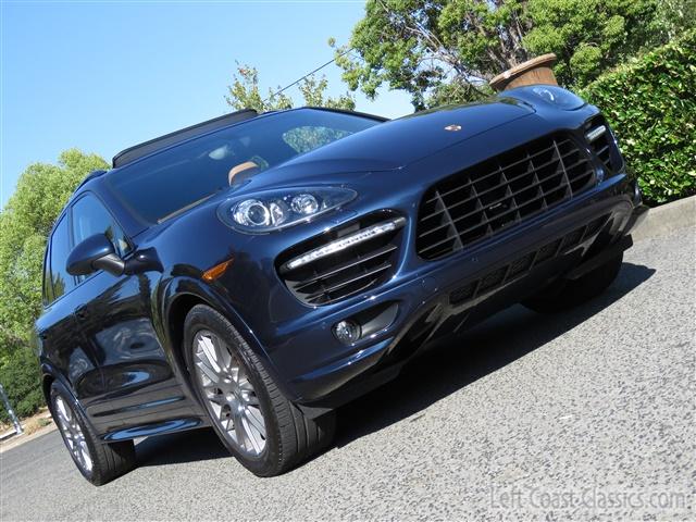 2014-porsche-cayenne-gts-024.jpg