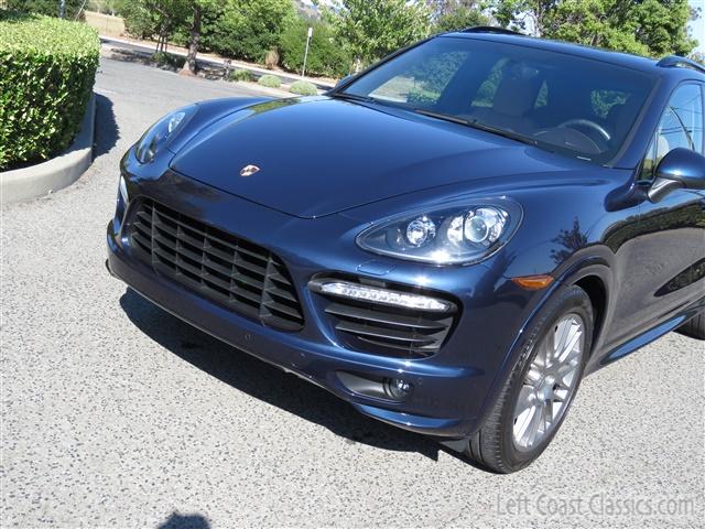 2014-porsche-cayenne-gts-076.jpg