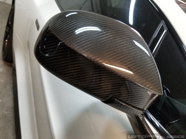 2015-aston-martin-vanquish-056.jpg