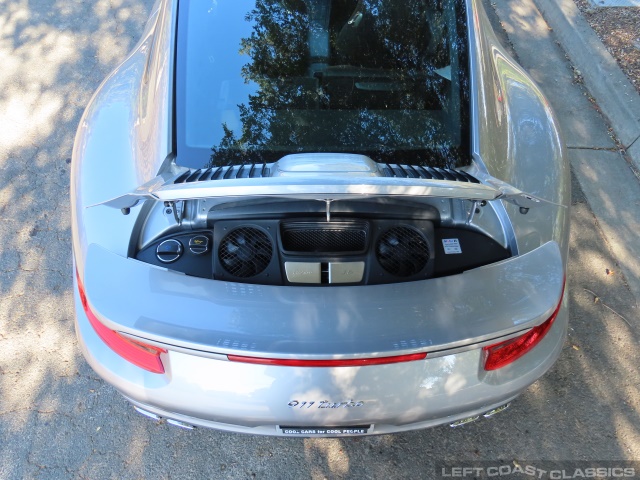2019-porsche-911-turbo-094.jpg