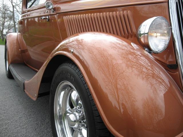 1934-ford-3-window-coupe-013.jpg